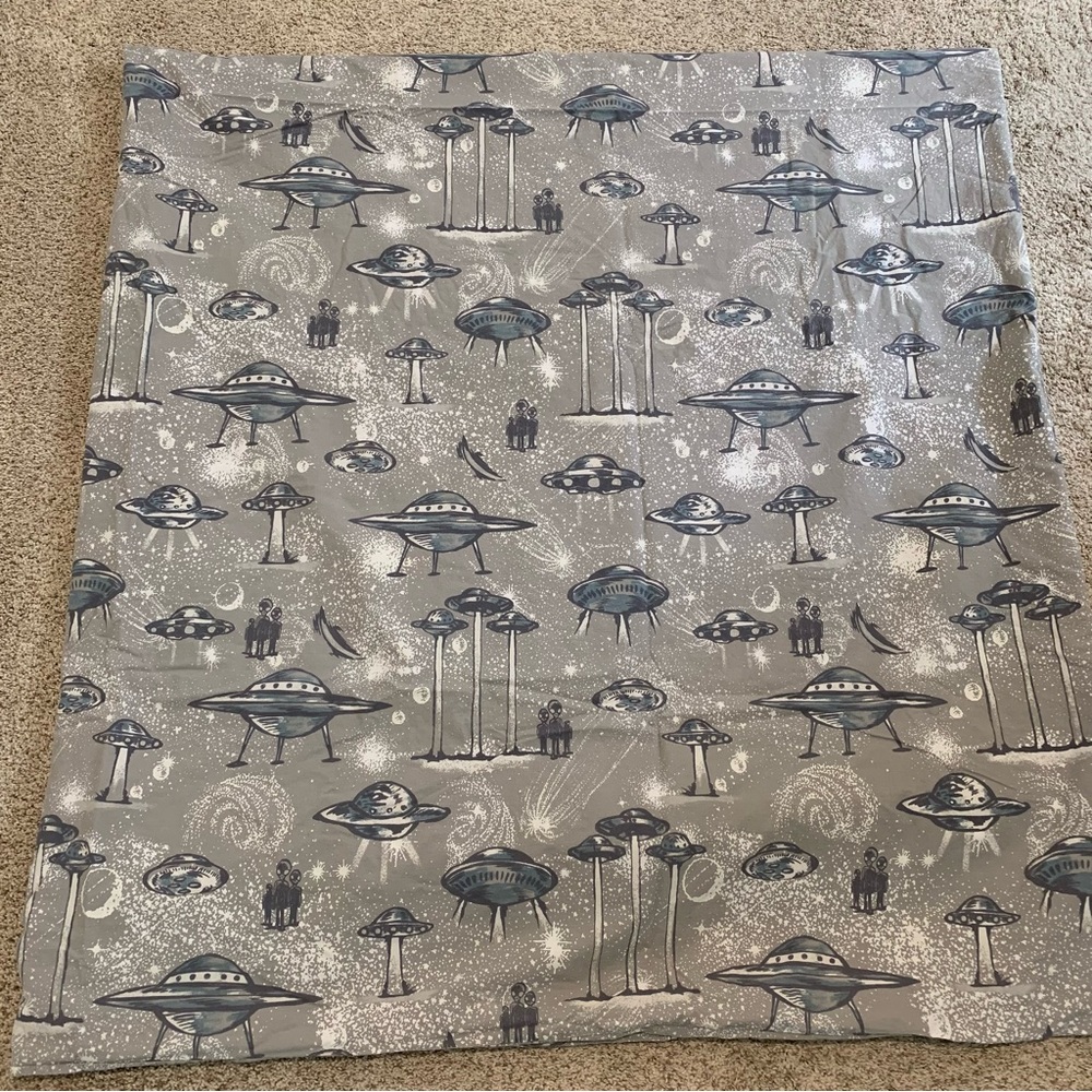 PBK alien duvet cover full/queen